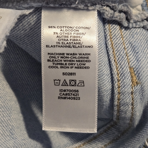 LOFT Womens Mid Rise Light Wash Buttonfly Boyfriend Denim Jeans Size 30 / 10 - Picture 8 of 10